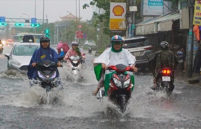 TP.HCM ‘mưa cũng ngập, không mưa cũng ngập’