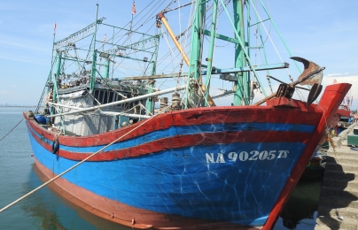 12 tỉnh miền Trung bắt tay chống khai thác thủy sản bất hợp pháp