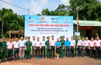 C.P. Việt Nam bàn giao công trình ‘Ánh sáng biên cương’ năm 2023